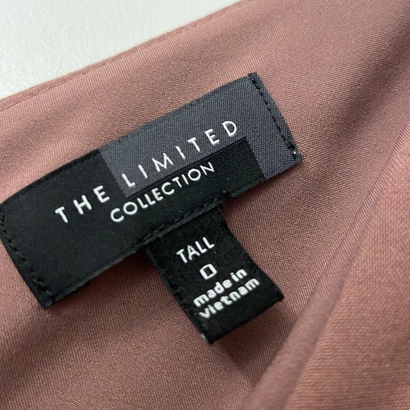 Women’s Dress - Picture 6 of 6